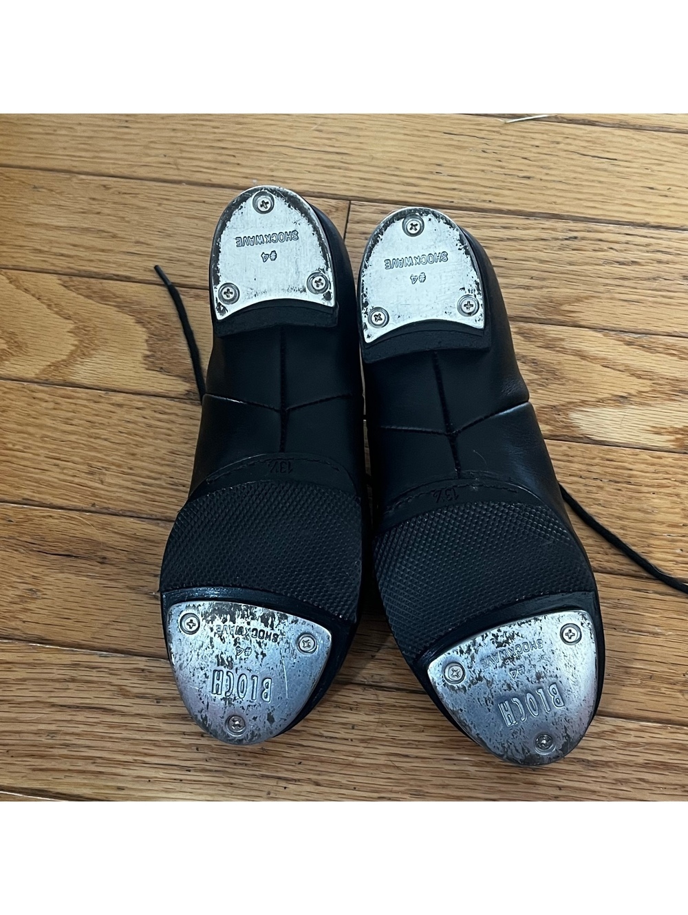 Bloch Black Leather Tap Shoes with Lace-Up Closure - Picture 7 of 7